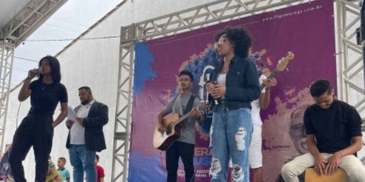 Em meio as atrações da Fligê, que segue até domingo (20) e tem como tema "Literatura e Música", há um espaço dedicado ao protagonismo estudantil | FOTO: Divulgação |