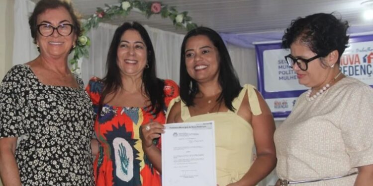 Prefeita Guilma Soares participa da cerimônia de inauguração da Secretaria Municipal de Políticas Públicas para as Mulheres em Nova Redenção | FOTO: Reprodução |