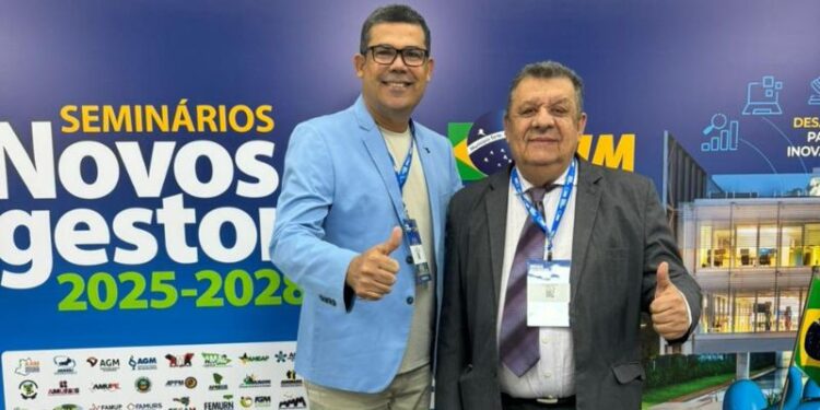 Sávio Bulcão e Dinho representam Boa Vista do Tupim no evento | FOTO: Divulgação |