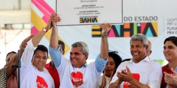 #Bahia: Governador Jerônimo Rodrigues investe mais de R$ 63 milhões em segurança, educação e infraestrutura em Paratinga